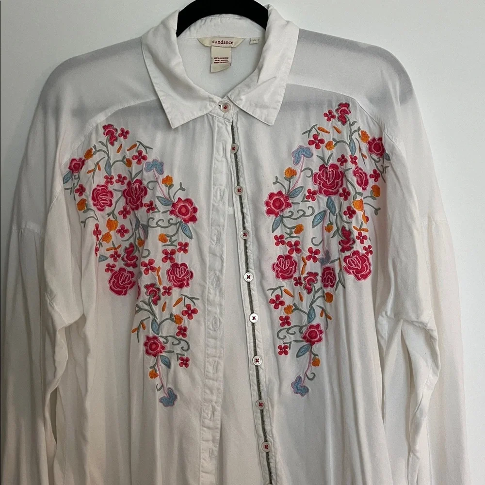 🏷 Sundance White Embroidered Button Down Shirt - Picture 2 of 7